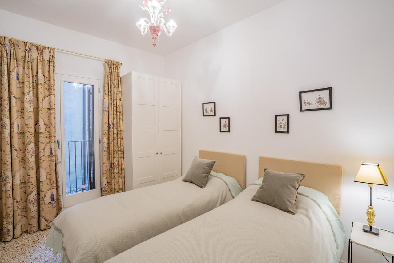 Ca' San Beneto Completely Refurbished In A Fabulously Central Area Venesia Bagian luar foto